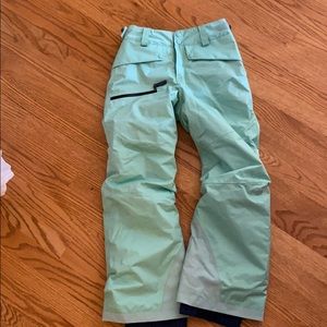 Patagonia girls Snowbell snow pants. Size medium.